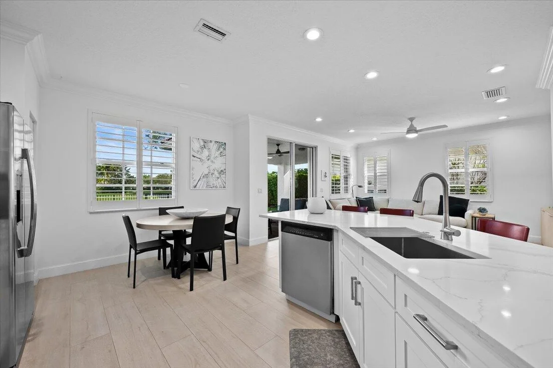 Photo of 653 Castle Drive