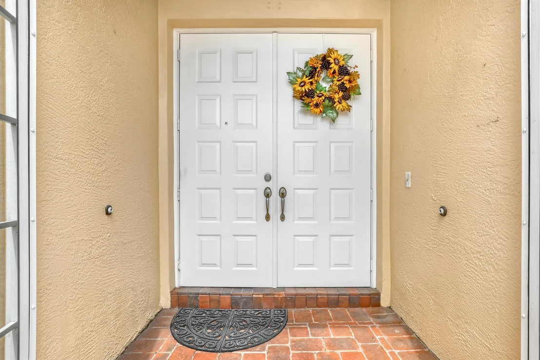 Photo of 9466 Lantern Bay Circle