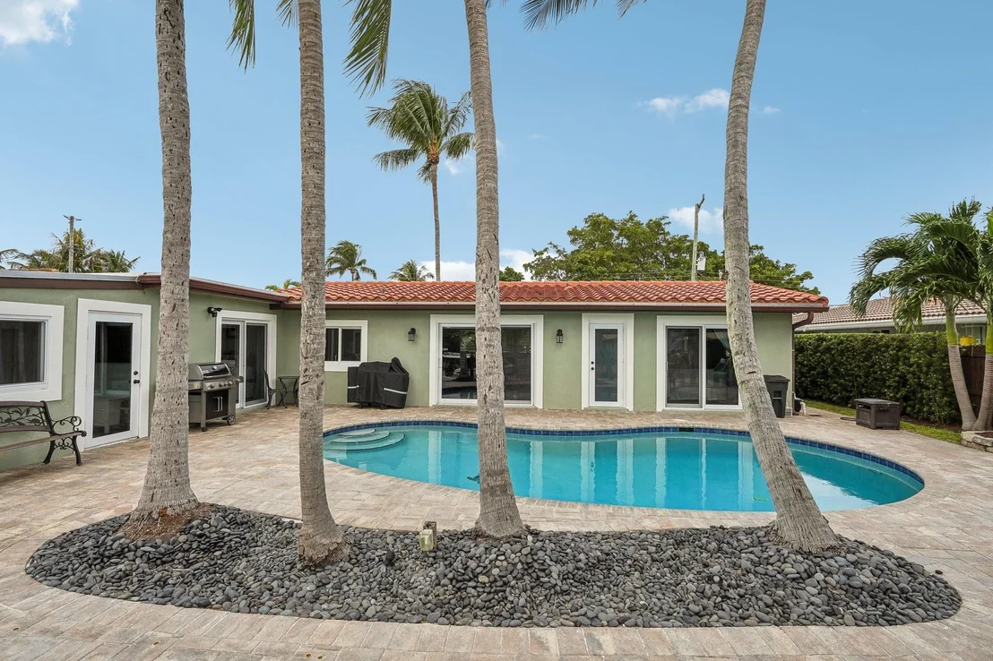 Photo of 130 SE 9th Street