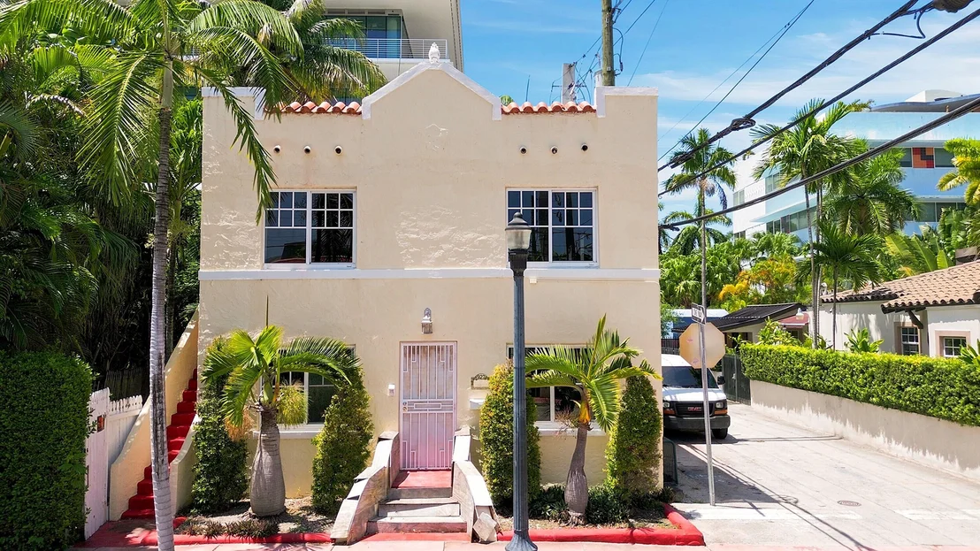 Photo of 927 4th Street