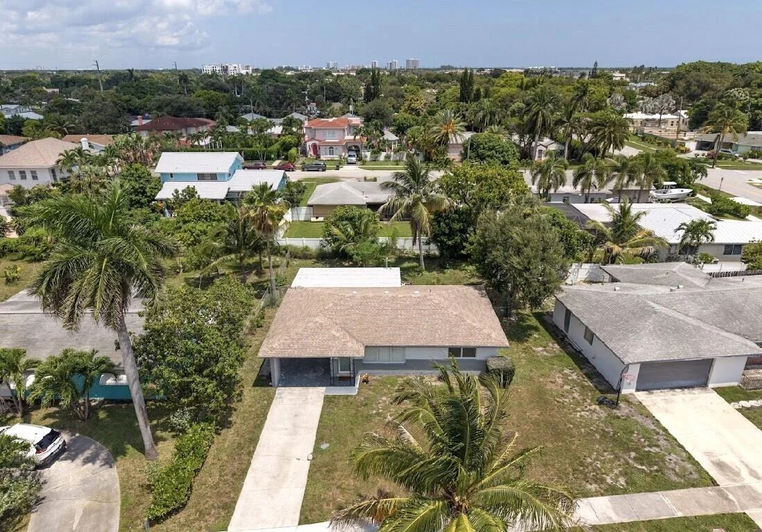 Photo of 215 Evergreen Drive