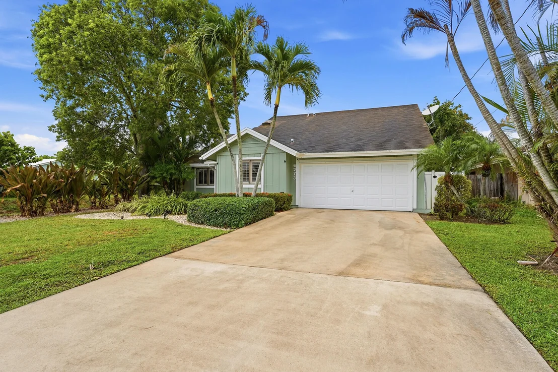Photo of 6273 Barbara Street