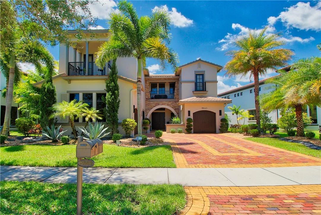 Photo of 9640 Eden Manor
