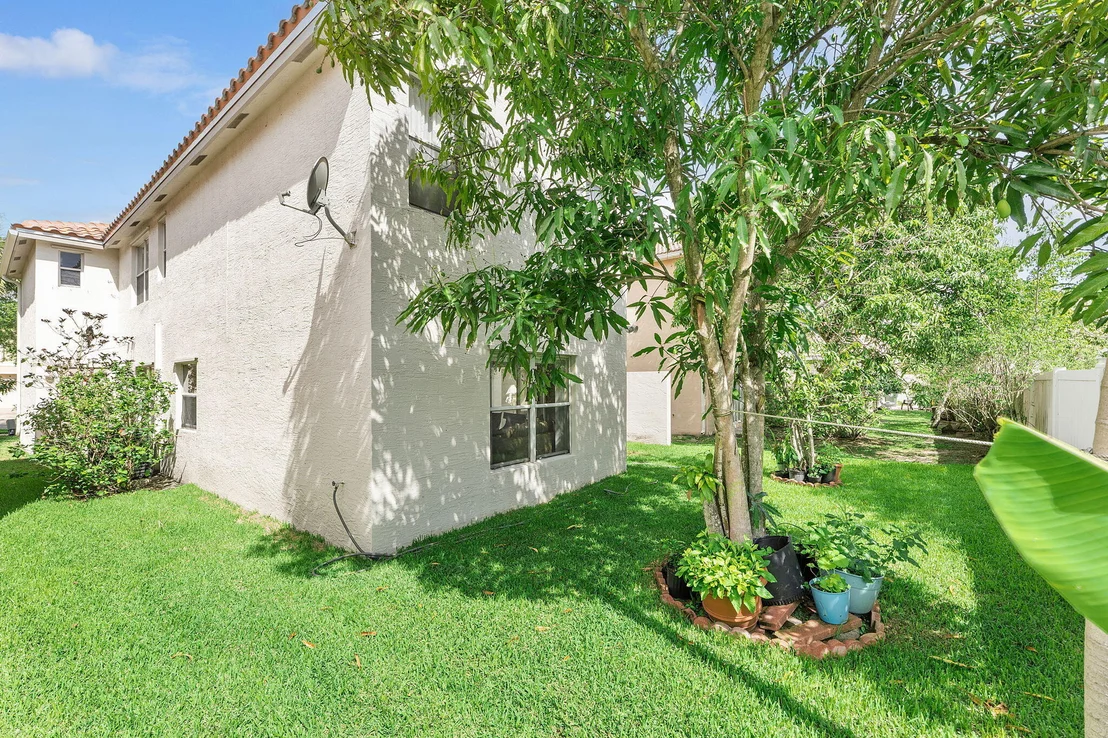 Photo of 5218 Rising Comet Lane