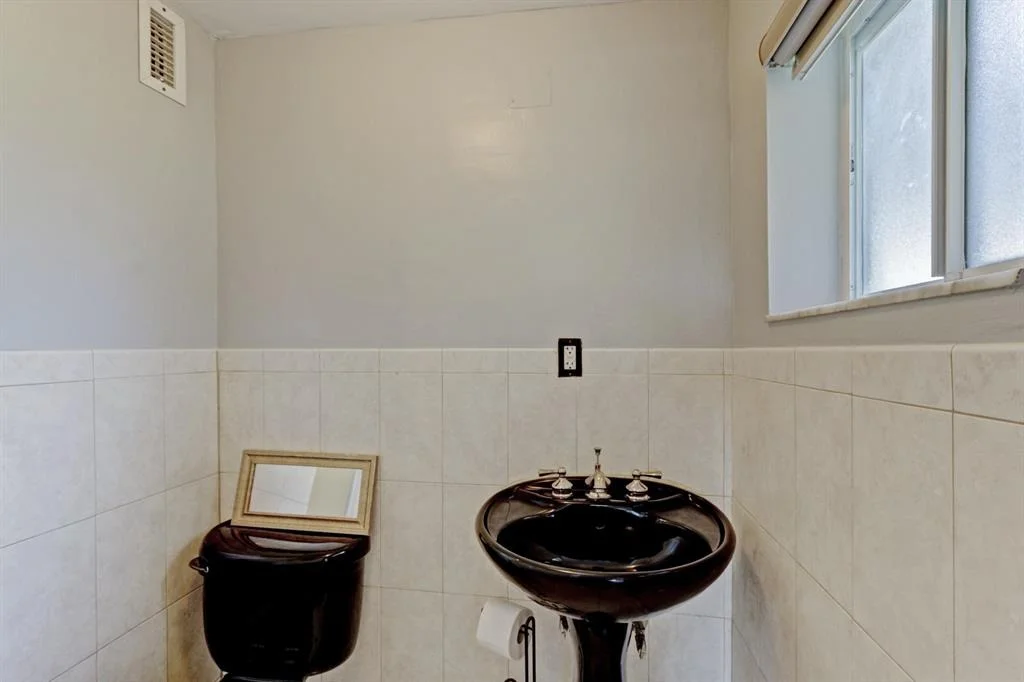 Photo of 822 Burch Drive