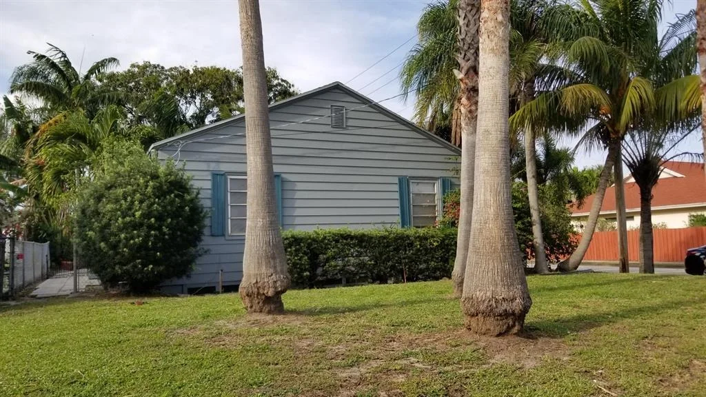 Photo of 1101 Sunset Road
