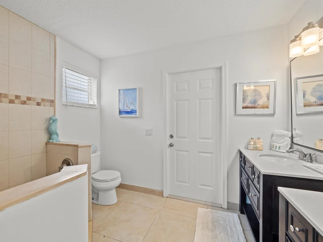 Photo of 1403 Fairway Circle