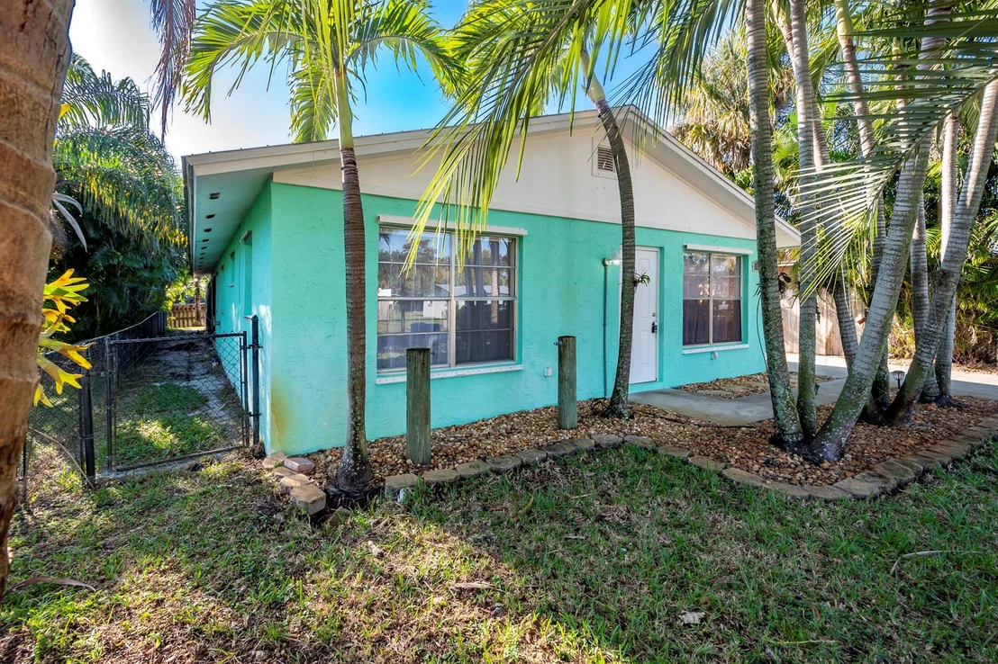 Photo of 3108 SE Iris Street