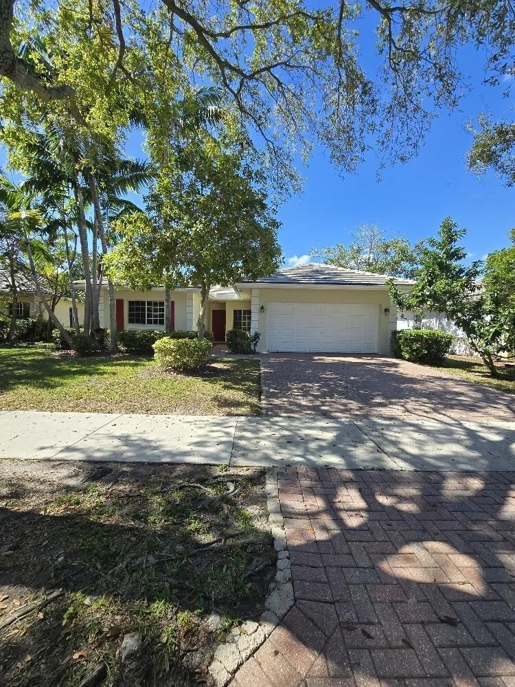 Photo of 321 NW 17th Avenue
