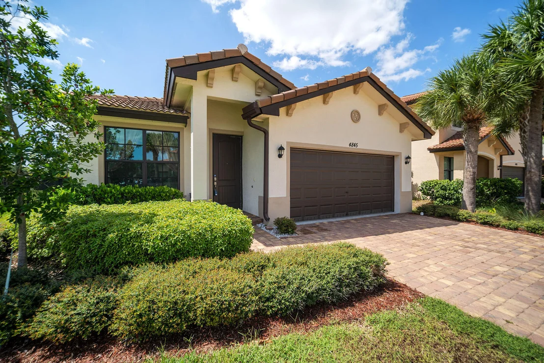 Photo of 4845 Pond Pine Way