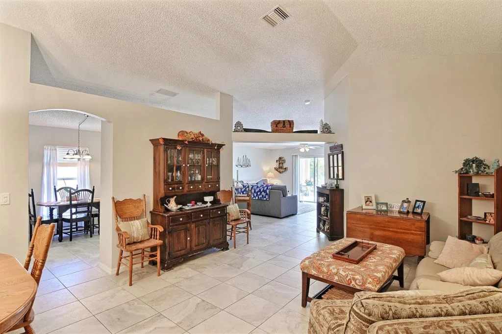 Photo of 1142 N 13th Square