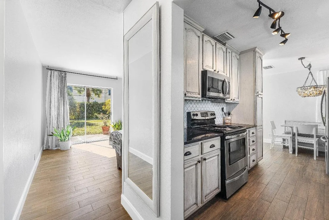 Photo of 817 Buttonwood Road