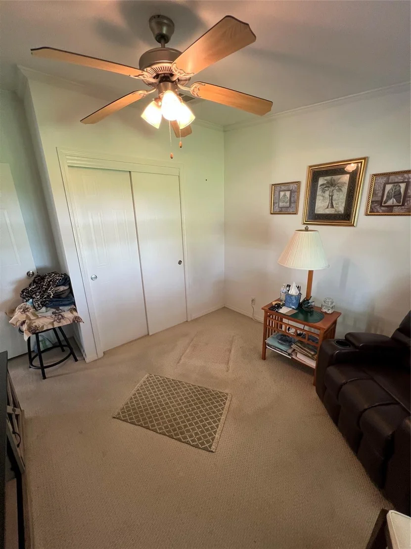 Photo of 4401 SW 10th Way