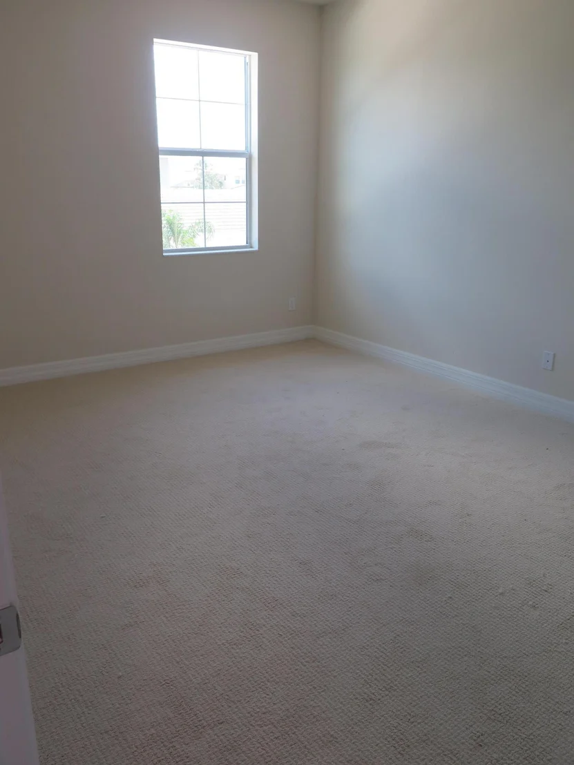 Photo of 1072 Community Drive