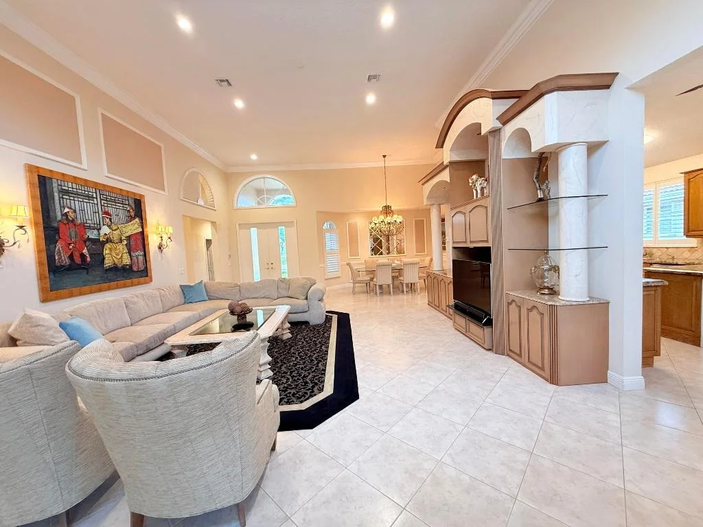 Photo of 7633 La Corniche Circle