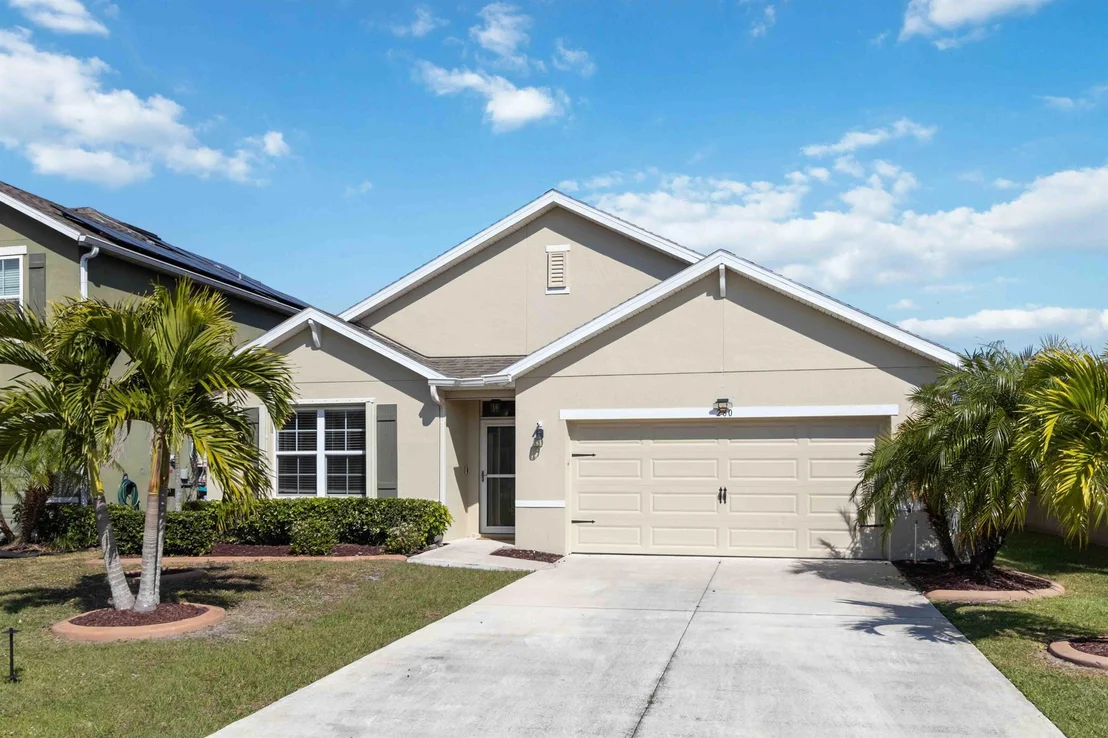 Photo of 280 Moray Drive