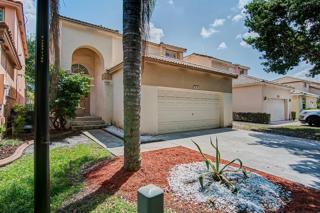 Photo of 5838 Eagle Cay Circle