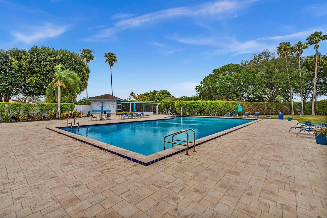 Photo of 8727 Spring Valley Drive