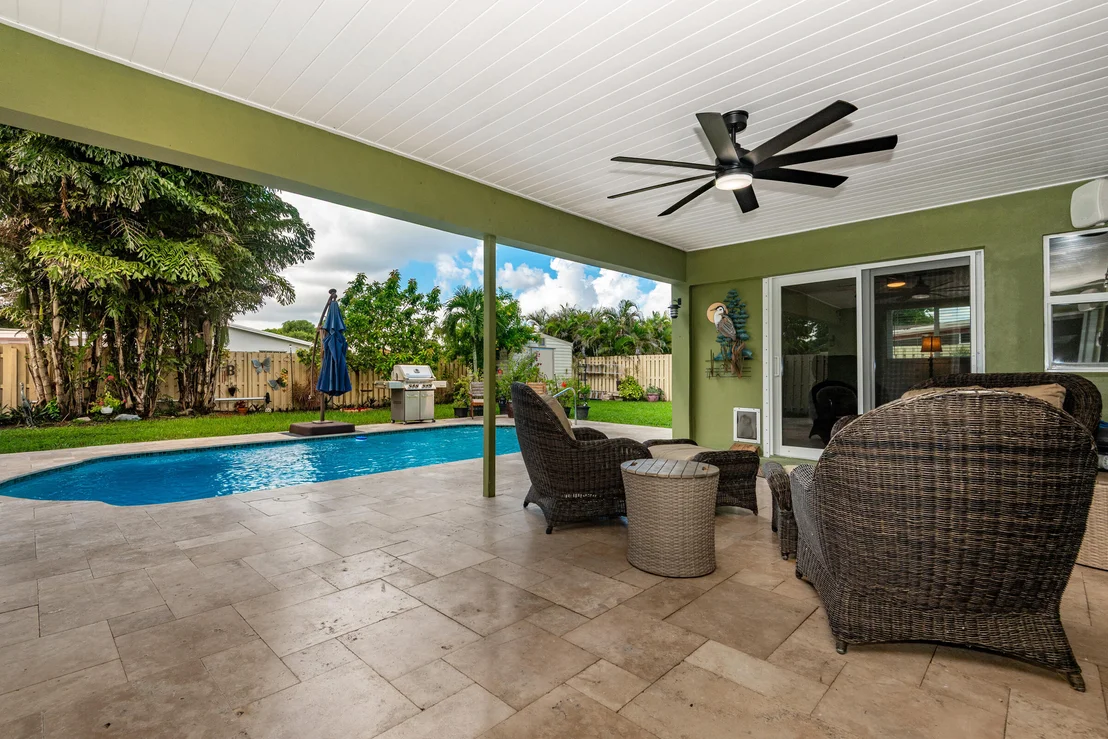 Photo of 6912 NW 5TH Place