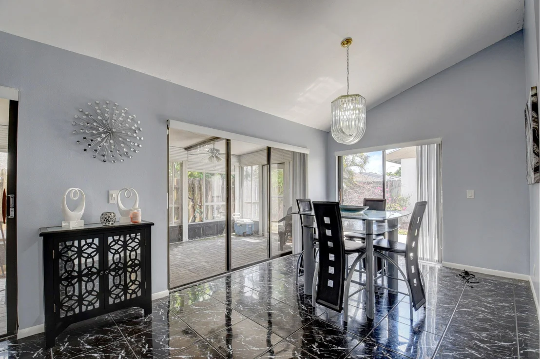 Photo of 82 Baytree Circle