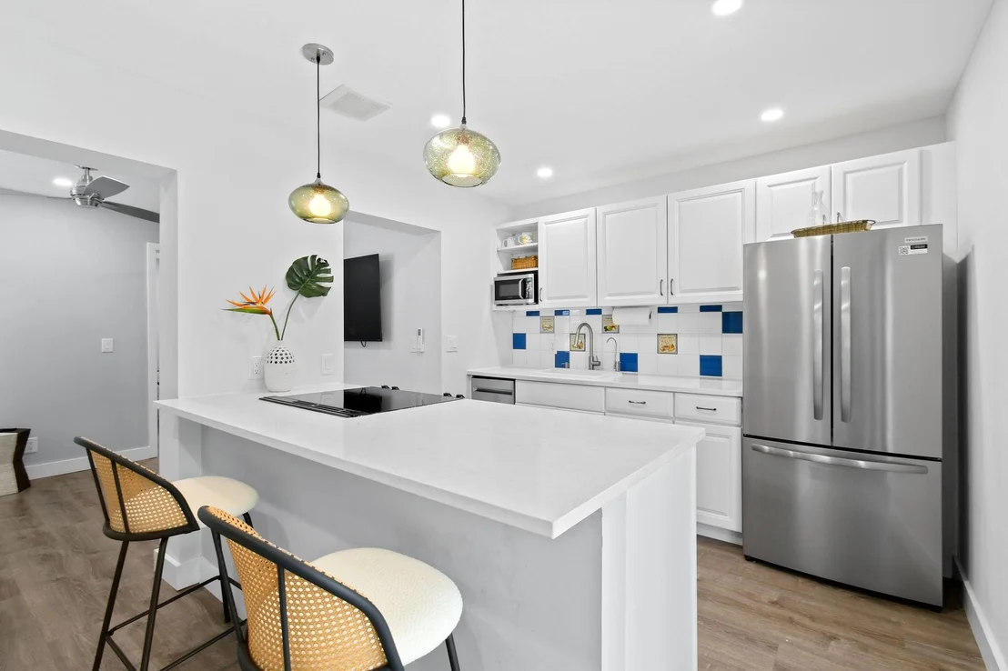 Photo of 1191 Dolphin Road