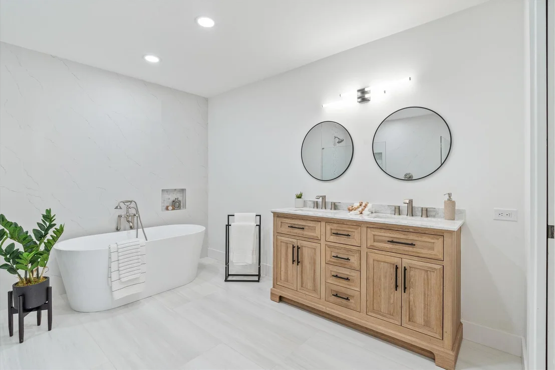 Photo of 105 Landward Drive