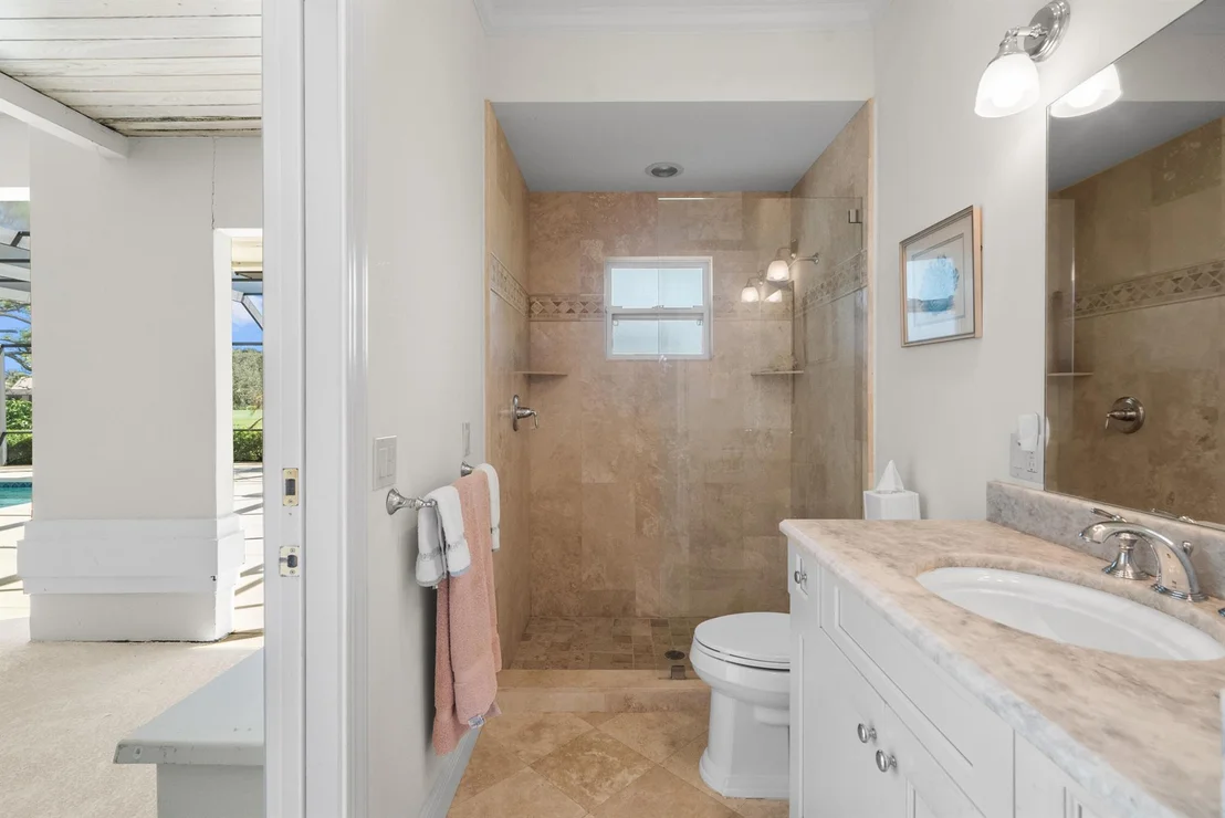 Photo of 6645 SE Barrington Drive