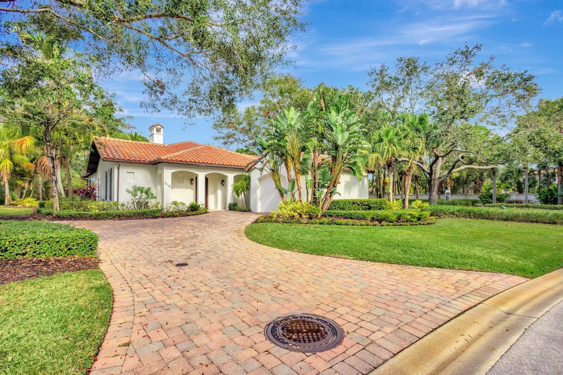 Photo of 216 Royal Tern Court
