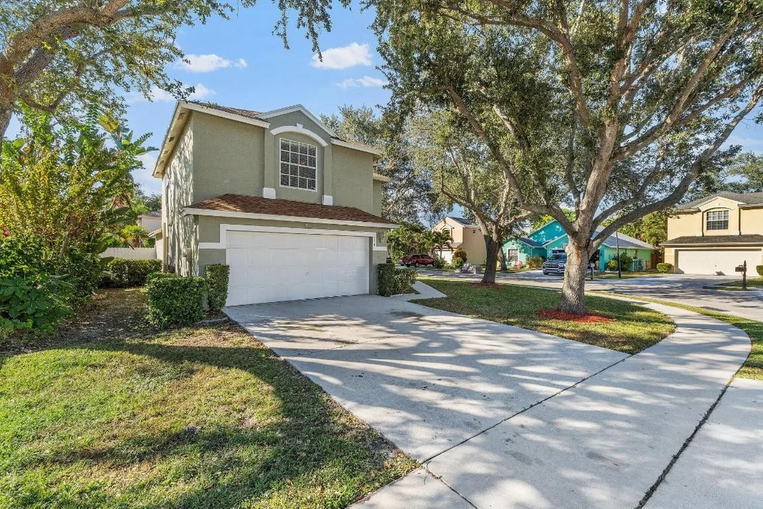 Photo of 114 Pennock Landing Circle