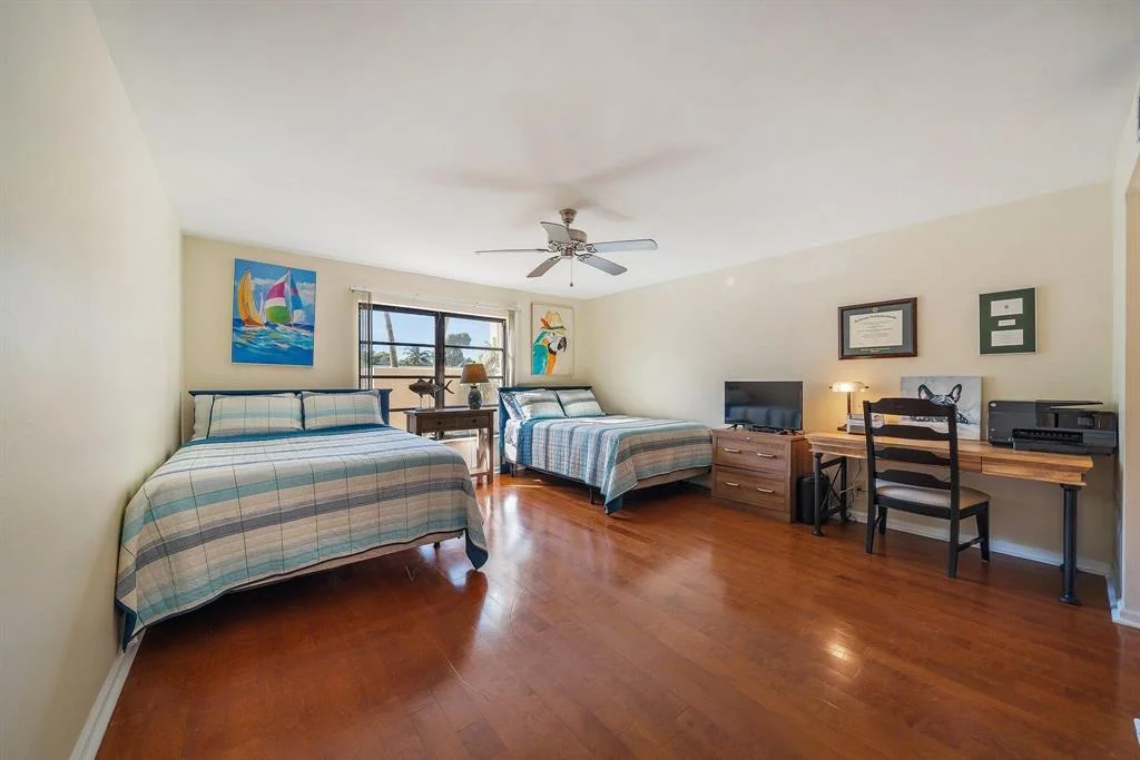 Photo of Unit 106E at 300 N Highway A1a