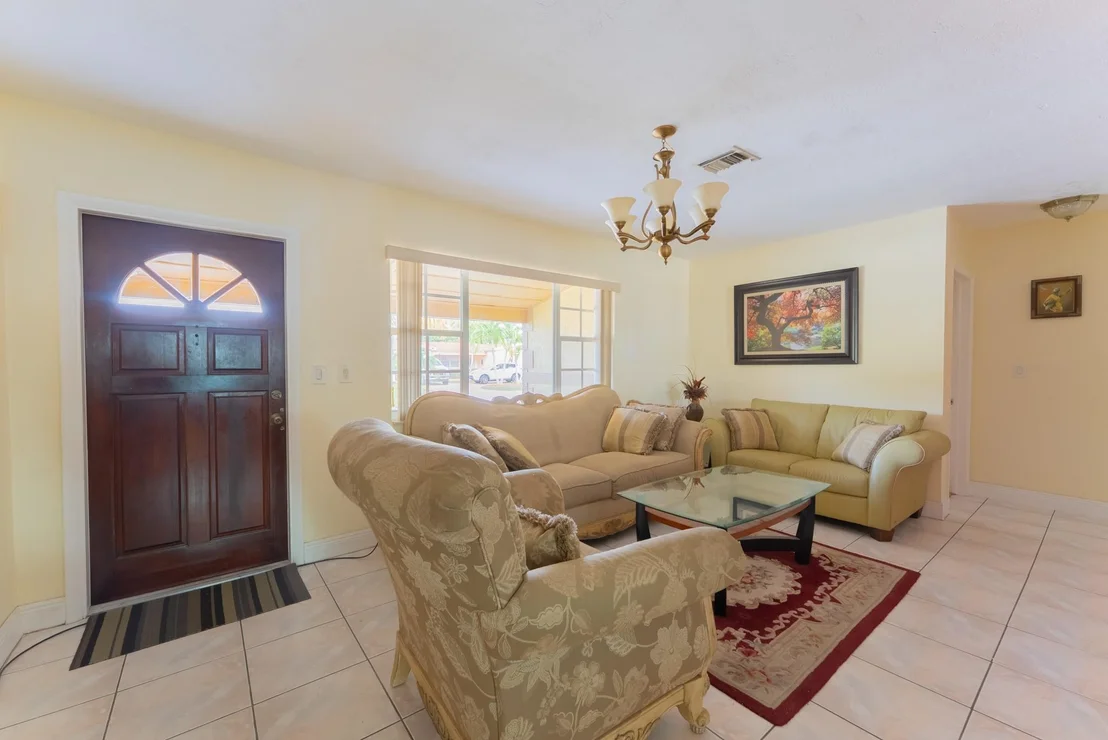 Photo of 2900 Bahama Drive