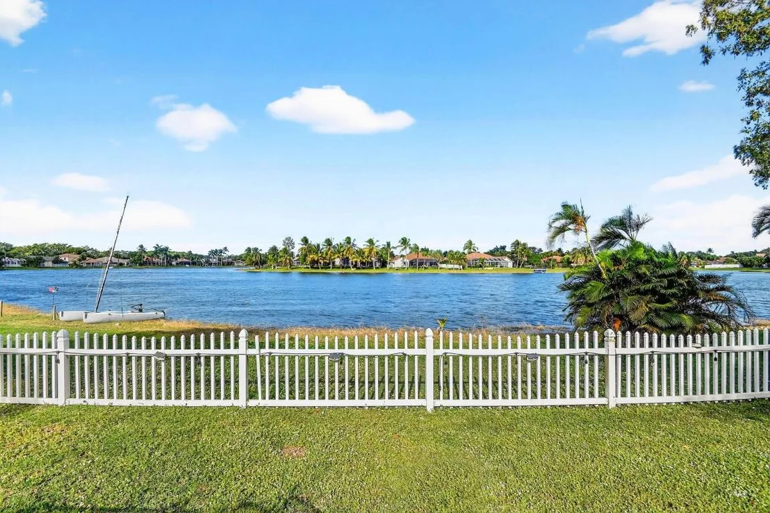 Photo of 7745 Springfield Lake Drive