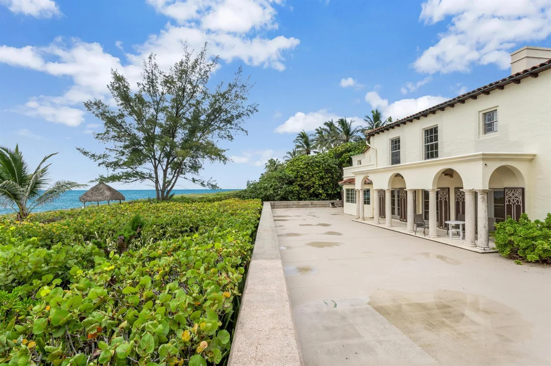 Photo of 1443 N Ocean Boulevard