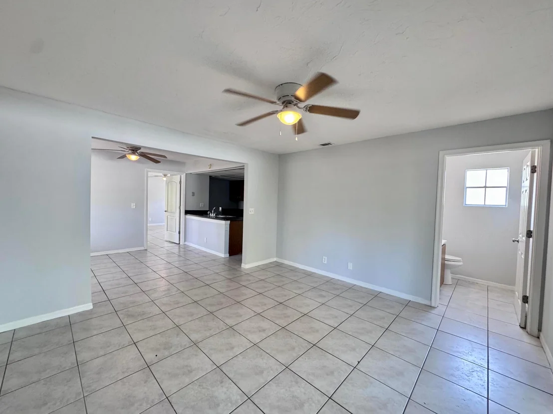 Photo of 5889 Snowdrop Way