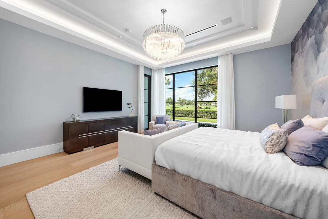 Photo of 471 ROYAL PALM Way