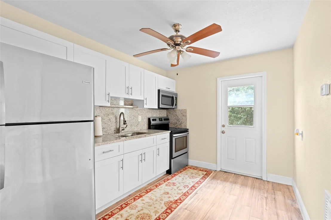 Photo of 5068 Buchanan