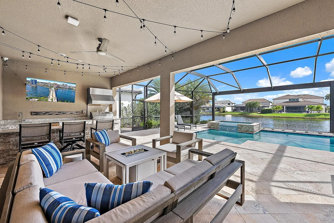 Photo of 323 Sonoma Isles Circle