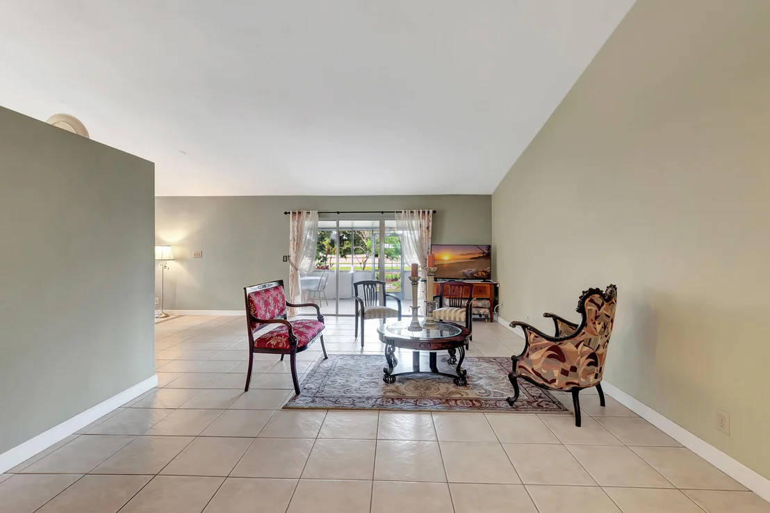 Photo of 9873 Robins Nest Road
