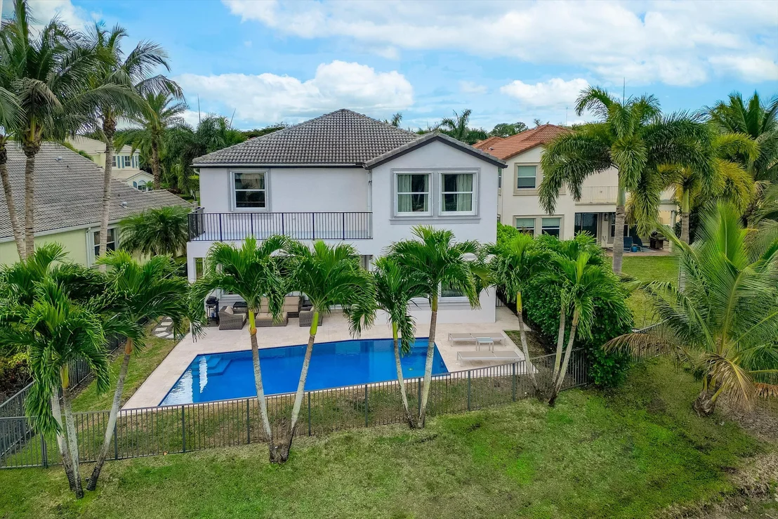 Photo of 9724 Phipps Lane