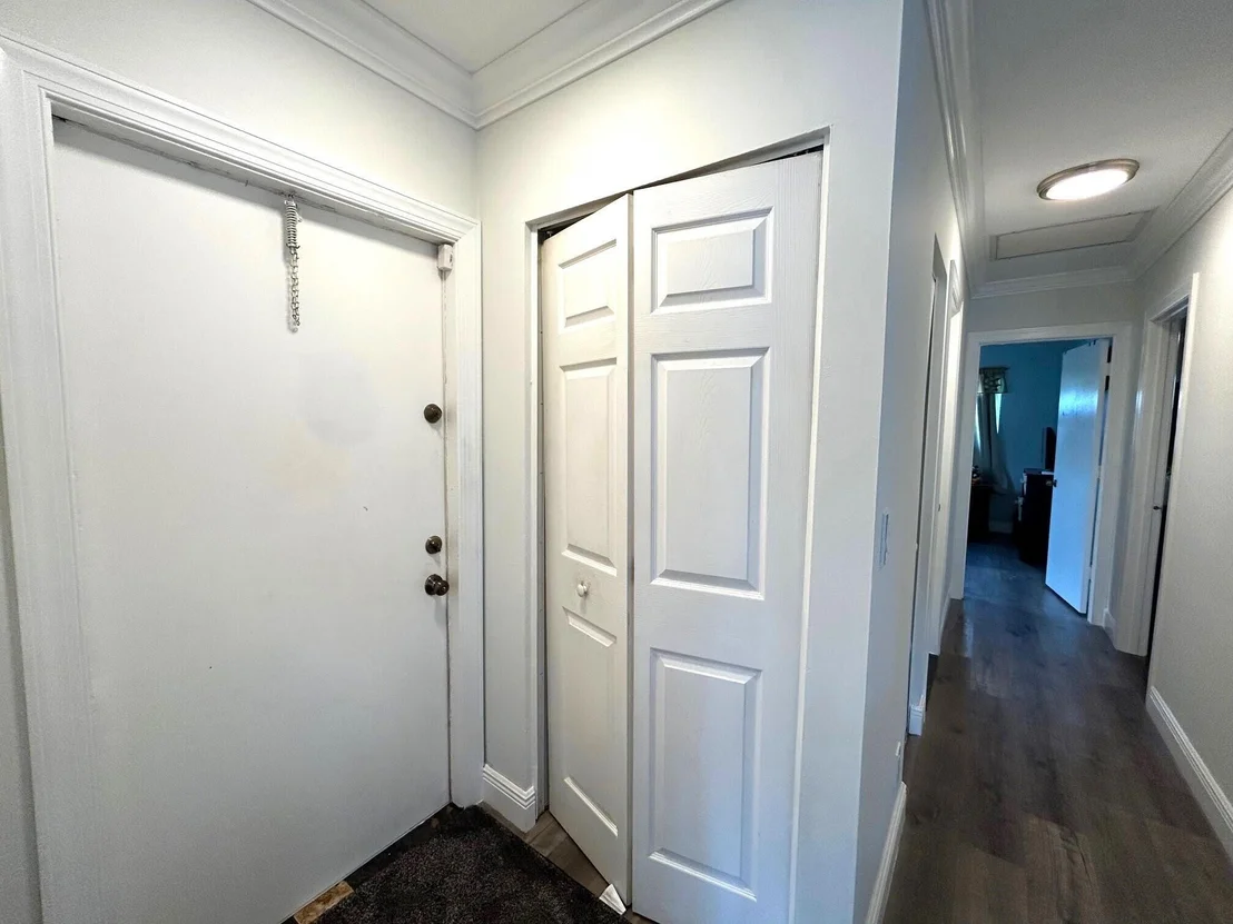 Photo of 7222 Pine Manor Drive
