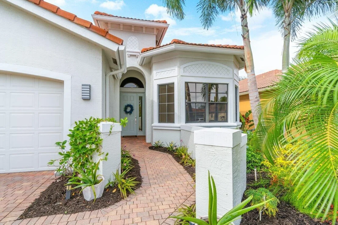 Photo of 9726 Isles Cay Drive
