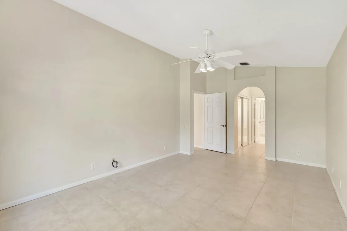 Photo of 6631 Sherbrook Drive