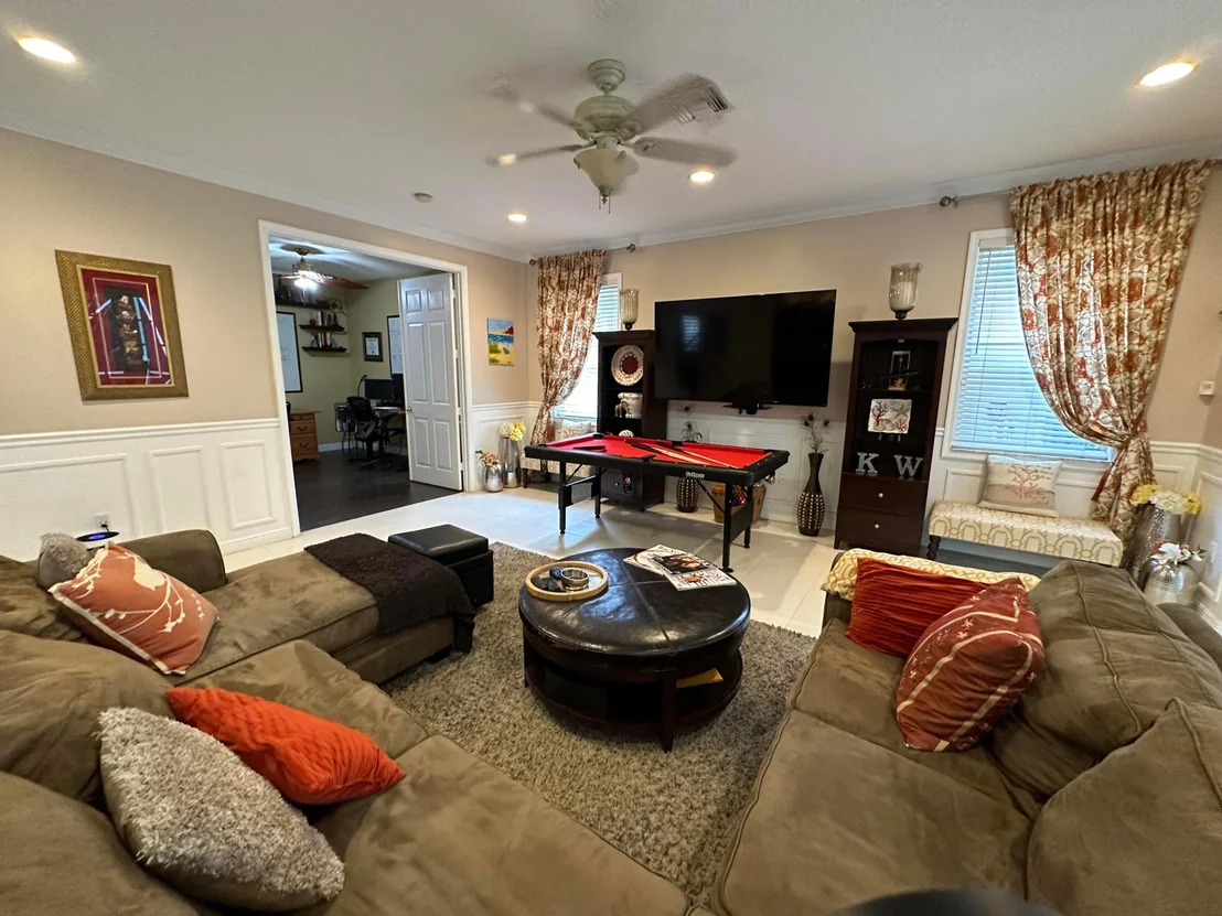 Photo of 6449 Stonehurst Circle