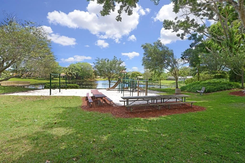 Photo of 2802 NW Timbercreek Circle