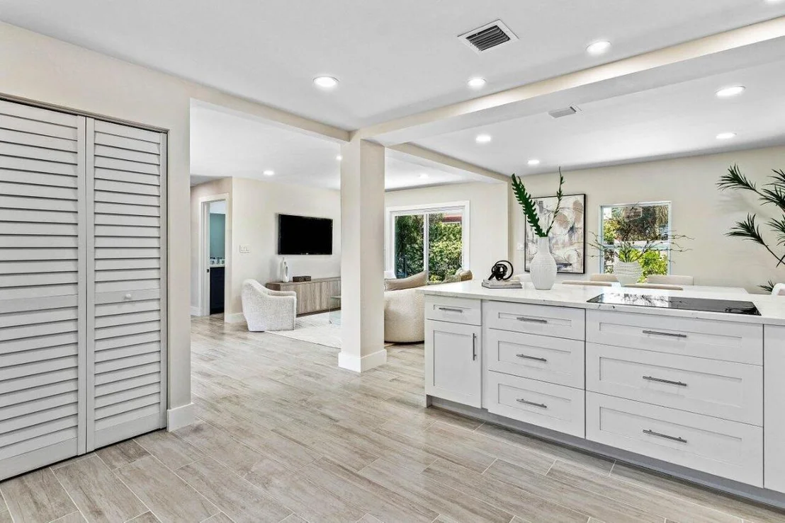 Photo of 5497 N Ocean Boulevard