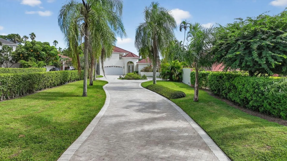 Photo of 16670 Senterra Drive