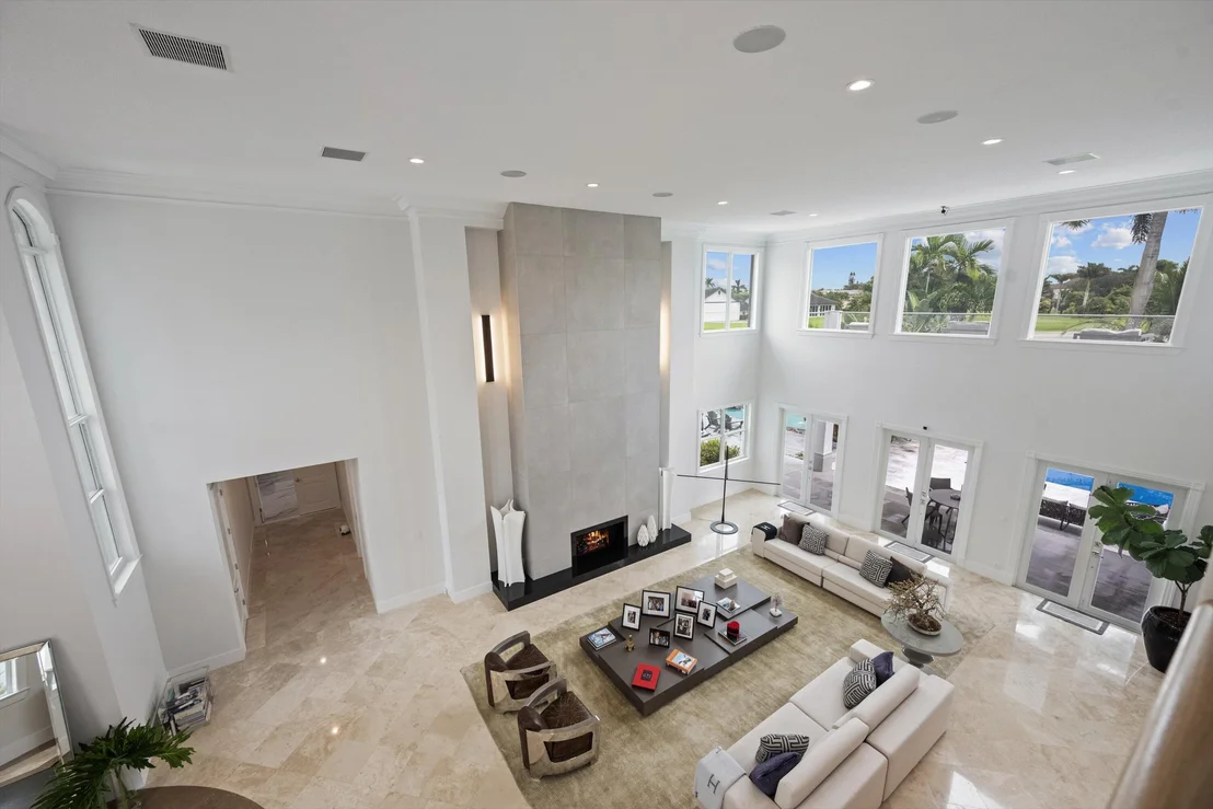 Photo of 15850 Britten Lane