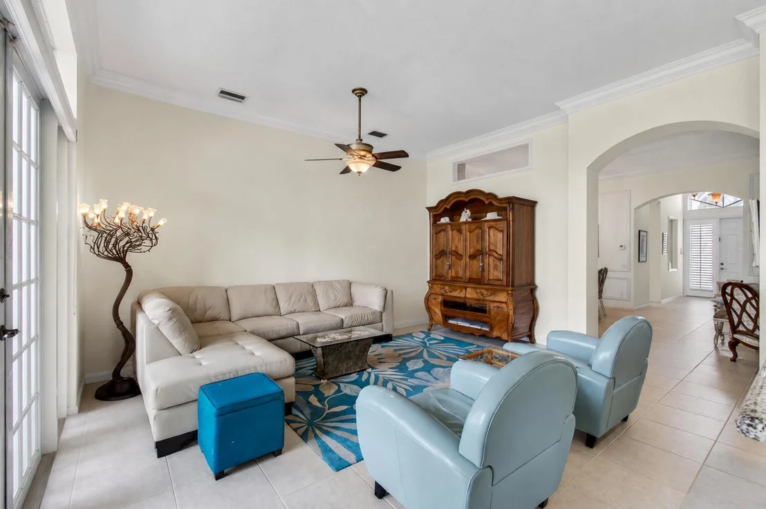 Photo of 7315 Twin Falls Drive