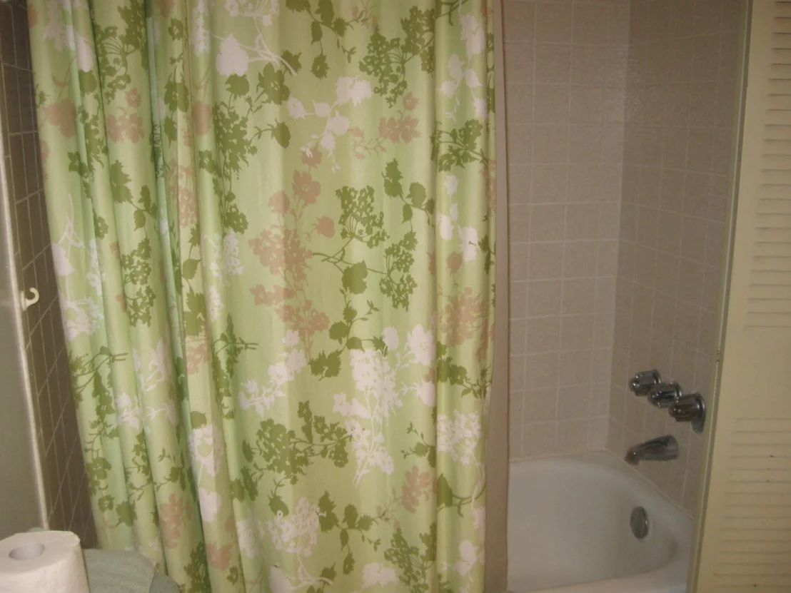 Photo of 5550 Mirror Lakes Boulevard