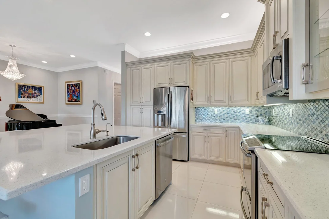 Photo of 12396 Cascade Valley Lane